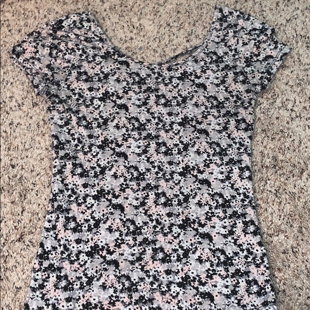 Floral T shirt with an open back design